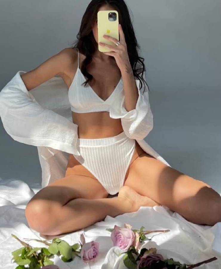 Beylikdüzü Escort Bayan Cansuyla Her Geceniz Bir Başka